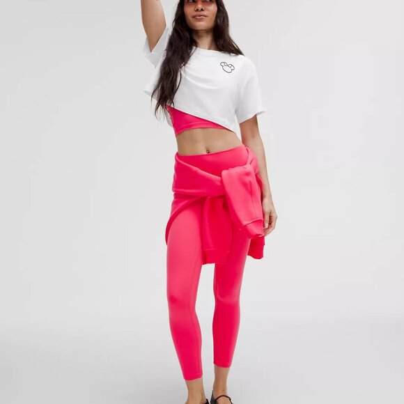 Disney x lululemon All Yours Cropped T-Shirt NWT Minnie White - Picture 8 of 9